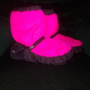 Bloch WarmUp Boots Sz L (8-10}